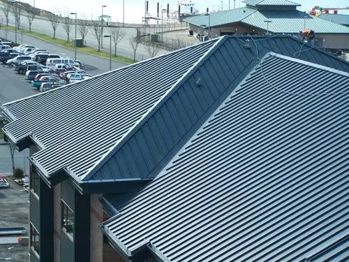 铝镁锰屋面板安装时的注意事项